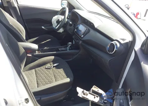 2022 Nissan Kicks Sv Xtronic Cvt из США, поврежденный, VIN 3N1CP5CV6NL509584